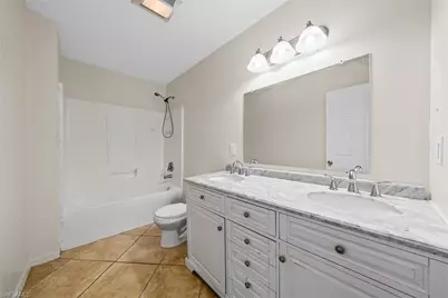 10274 Kingdom Ct, Naples, FL 34114 - Photo 7