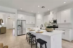 19657 Estero Pointe Ln, Fort Myers, FL 33908 - Photo 3