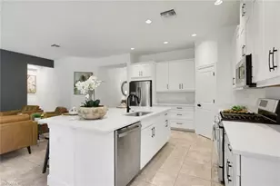 19657 Estero Pointe Ln, Fort Myers, FL 33908 - Photo 23