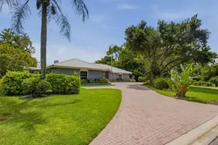 740 Bald Eagle Dr, Naples, FL 34105 - Photo 13