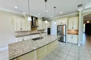 1414 Mockingbird Dr, Naples, FL 34120 - Photo 7