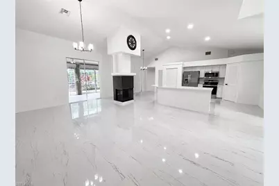 119 Plantation Cir, Naples, FL 34104 - Photo 1