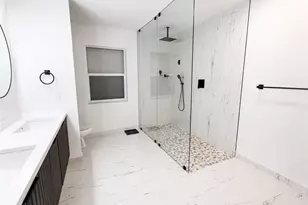 119 Plantation Cir, Naples, FL 34104 - Photo 5