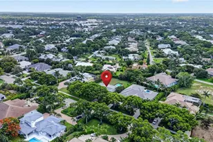 1608 Crayton Rd, Naples, FL 34102 - Photo 15