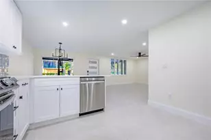 1537 Chesapeake Ave, Naples, FL 34102 - Photo 13