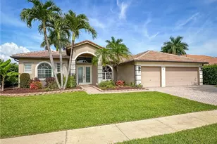 605 Grand Rapids Blvd, Naples, FL 34120 - Photo 3