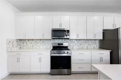 19226 Hinkley Dr, Estero, FL 33928 - Photo 11