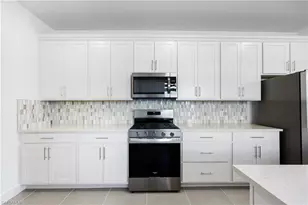 19226 Hinkley Dr, Estero, FL 33928 - Photo 11