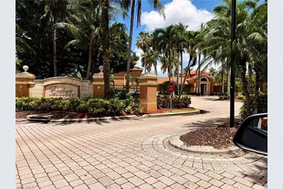 1265 Wildwood Lakes Blvd #303, Naples, FL 34104 - Photo 21