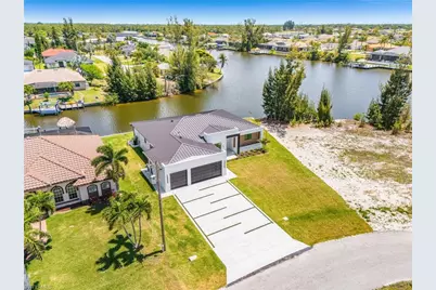 2303 NW 35th Ave, Cape Coral, FL 33993 - Photo 27