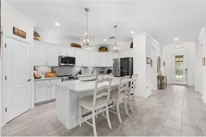10252 Livorno Dr, Fort Myers, FL 33913 - Photo 9