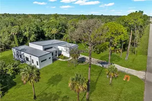 4070 24th Ave SE, Naples, FL 34117 - Photo 5