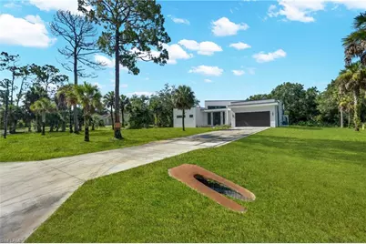 4070 24th Ave SE, Naples, FL 34117 - Photo 3