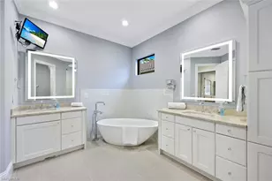 1725 Supreme Ct, Naples, FL 34110 - Photo 19