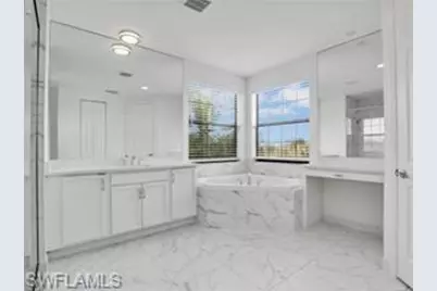 10008 Chesapeake Bay Dr, Fort Myers, FL 33913 - Photo 37