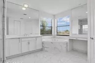 10008 Chesapeake Bay Dr, Fort Myers, FL 33913 - Photo 37