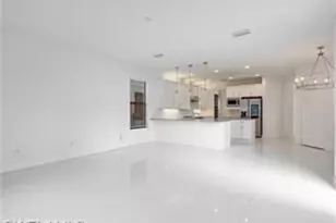 10008 Chesapeake Bay Dr, Fort Myers, FL 33913 - Photo 15