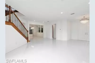 10008 Chesapeake Bay Dr, Fort Myers, FL 33913 - Photo 5