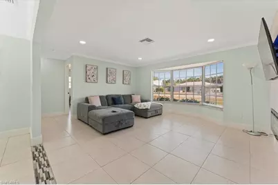 2250 Poinciana St, Naples, FL 34105 - Photo 11