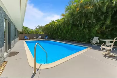 2250 Poinciana St, Naples, FL 34105 - Photo 3
