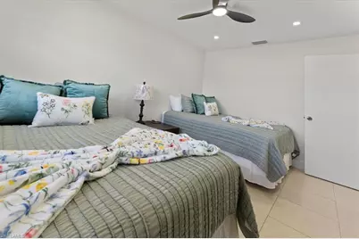 2250 Poinciana St, Naples, FL 34105 - Photo 15