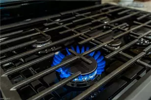 7473 Winding Cypress Dr, Naples, FL 34114 - Photo 5