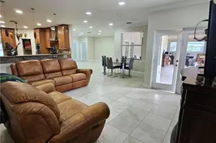 41 33rd Ave NE, Naples, FL 34120 - Photo 3