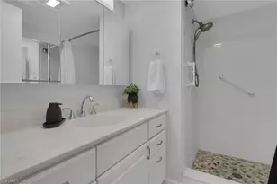 170 Turtle Lake Ct, Naples, FL 34105 - Photo 17