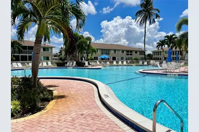 190 Palm Dr #1, Naples, FL 34112 - Photo 15