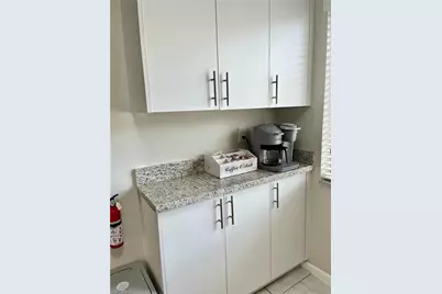 190 Palm Dr #1, Naples, FL 34112 - Photo 5