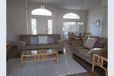 449 Dundee Ct, Naples, FL 34104 - Photo 3