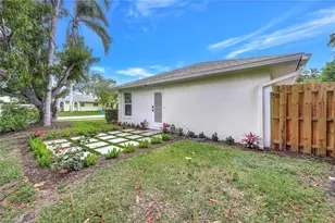 596 105th Ave N, Naples, FL 34108 - Photo 35