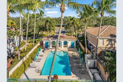 5601 Cove Cir, Naples, FL 34119 - Photo 7