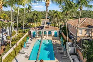 5601 Cove Cir, Naples, FL 34119 - Photo 7
