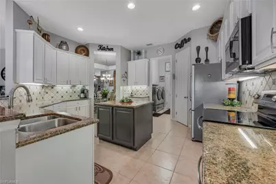 2111 Grove Dr, Naples, FL 34120 - Photo 7