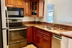 169 Santa Clara Dr, Naples, FL 34104 - Photo 5