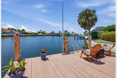 197 Gulfport Ct, Marco Island, FL 34145 - Photo 29