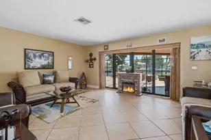 197 Gulfport Ct, Marco Island, FL 34145 - Photo 3