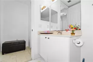 1405 Mariposa Cir, Naples, FL 34105 - Photo 23