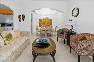 1405 Mariposa Cir, Naples, FL 34105 - Photo 11