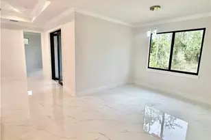 4371 47th Ave NE, Naples, FL 34120 - Photo 9