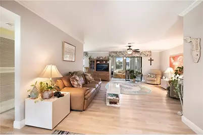 104 Brittany Ct, Naples, FL 34112 - Photo 19