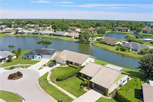 104 Brittany Ct, Naples, FL 34112 - Photo 25