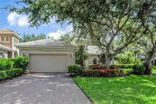 3155 Santorini Ct, Naples, FL 34119 - Photo 3