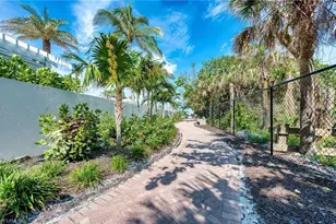 1 Bluebill Ave, Naples, FL 34108 - Photo 25