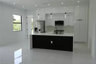 2512 40th St SW, Lehigh Acres, FL 33976 - Photo 9