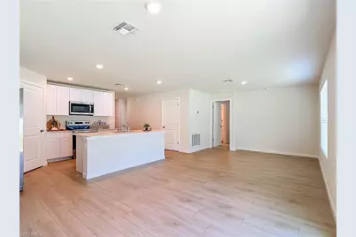 14168 Hemingway Oaks Trl, Fort Myers, FL 33905 - Photo 7
