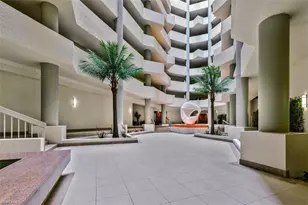 4551 Gulf Shore Blvd N, Naples, FL 34103 - Photo 17