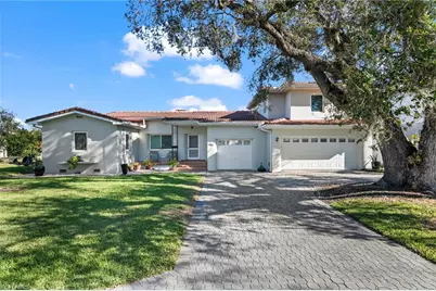 2295 Harbor Rd, Naples, FL 34104 - Photo 11