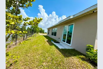 4104 NE 12th Ct, Cape Coral, FL 33909 - Photo 35